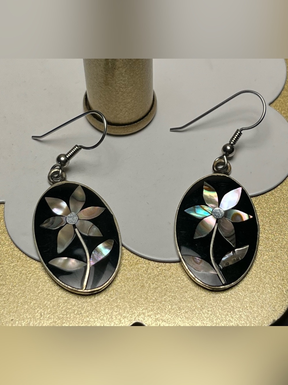 Alpaca Silver Mexico Mother of Pearl Flower Drop Earrings - vintage